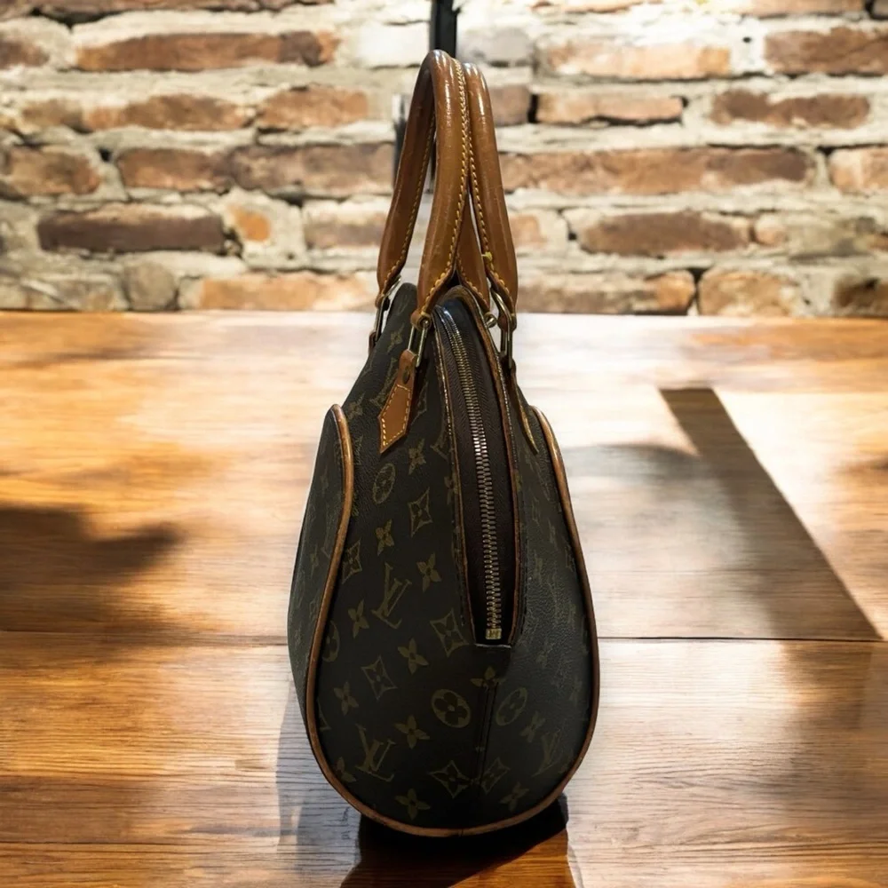 1998’ Vintage Louis Vuitton Ellipse MM